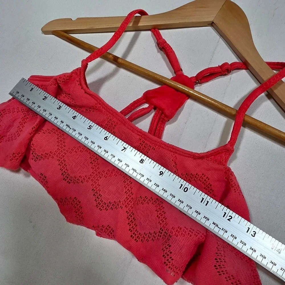 Roxy Bikini Top Women Small Pink Crochet Flounce Racerback Swimwear Beachwear